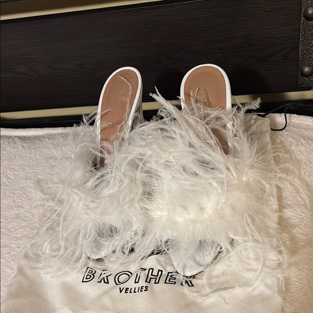 Brother Vellies White Feather Slides